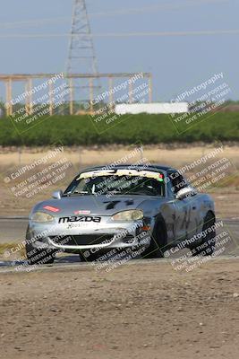 media/Apr-30-2022-CalClub SCCA (Sat) [[98b58ad398]]/Group 5/Race (Outside Grapevine)/